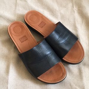 Fitflop Leather Slides Sz 7